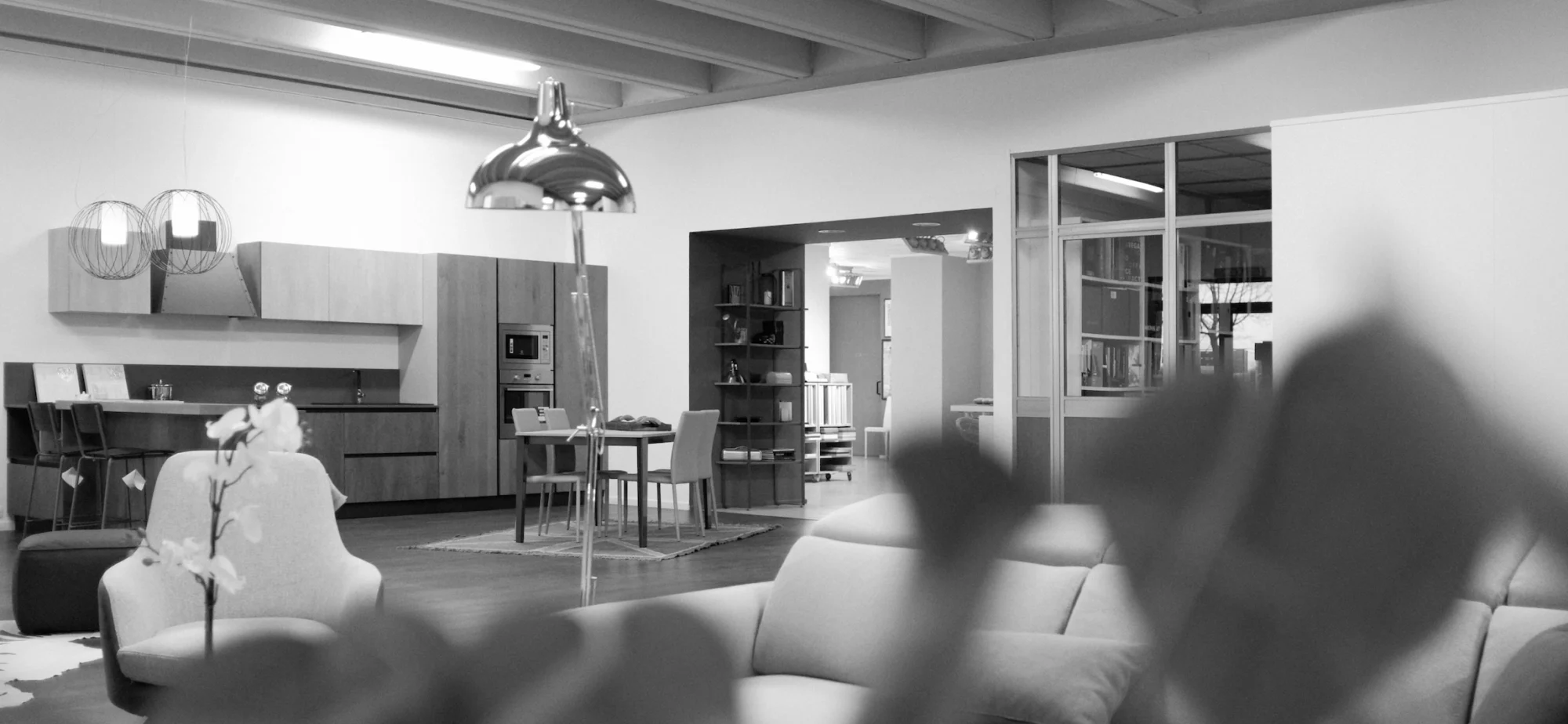 Visita lo showroom di Expo Mobili