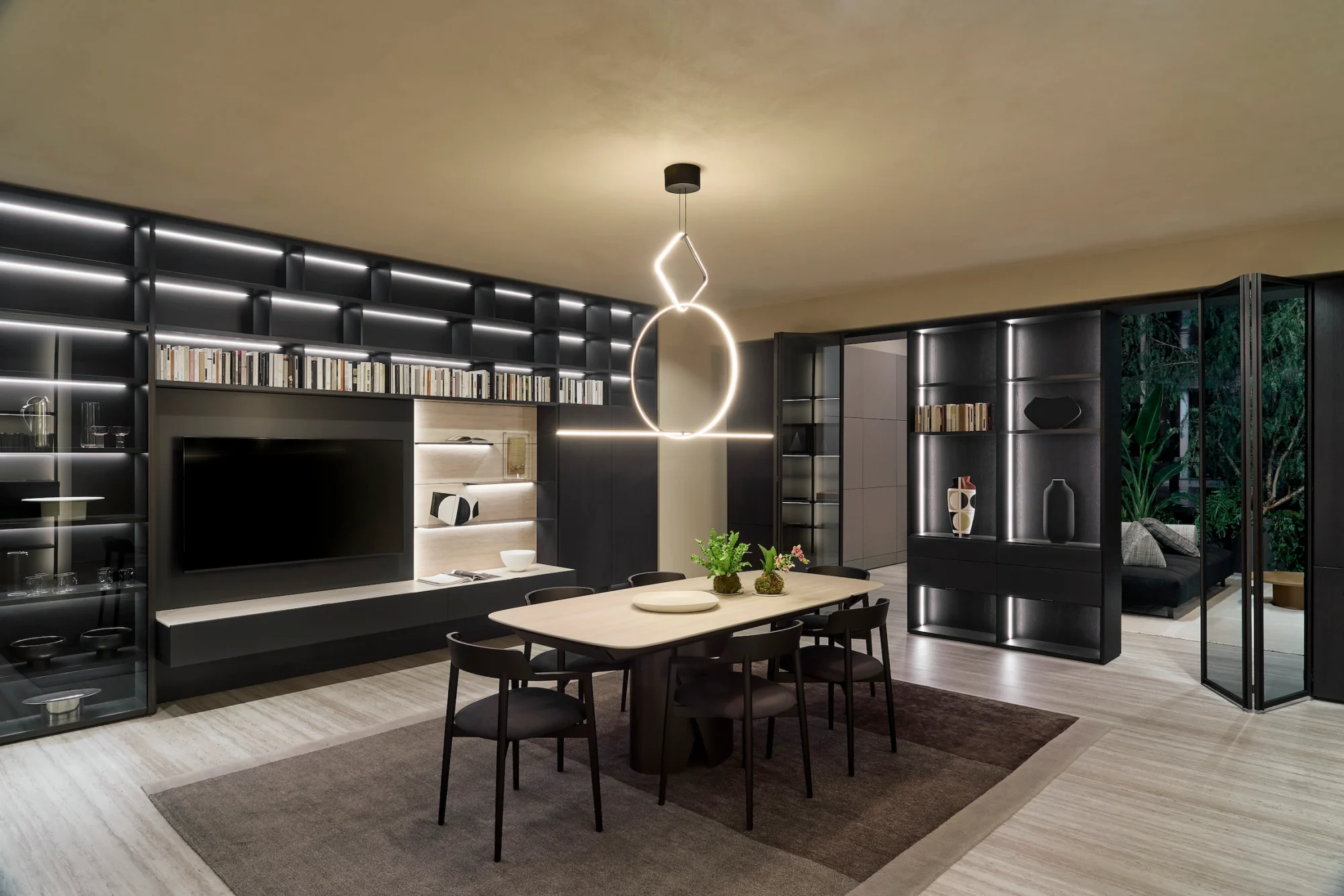 Pareti attrezzate, madie e complementi Expo Mobili